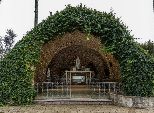 Gruta de Nossa Senhora de Lourdes